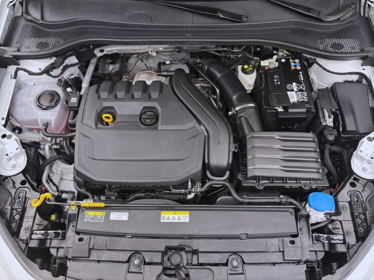 Thumb 17: Cupra Leon Sportstourer 1.5 eTSI DSG PANO NAVI KAMERA BEATS