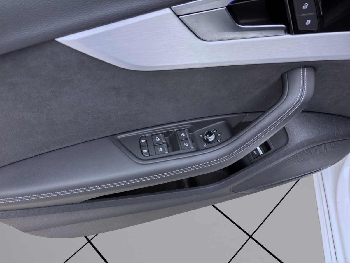 Thumb 9: Audi A4 Avant 40 TDI S LINE STDHZG NAVI KAMERA LED