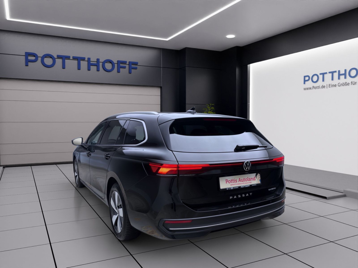 Thumb 1: Volkswagen Passat Variant 1.5 TSI eHybrid DSG BUSINESS AHK NAVI KAMERA LED