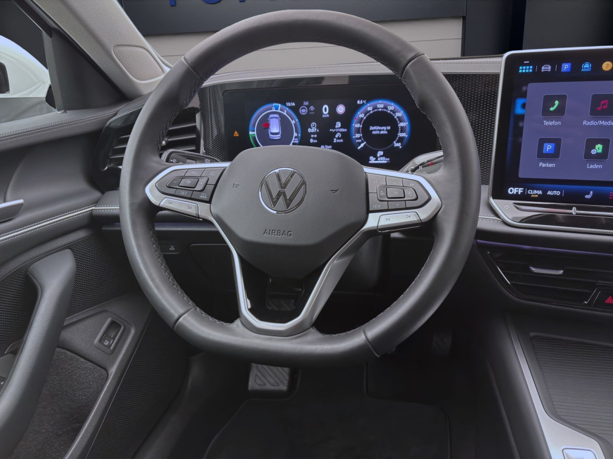 Thumb 10: Volkswagen Passat Variant 1.5 TSI eHybrid DSG BUSINESS AHK NAVI KAMERA LED
