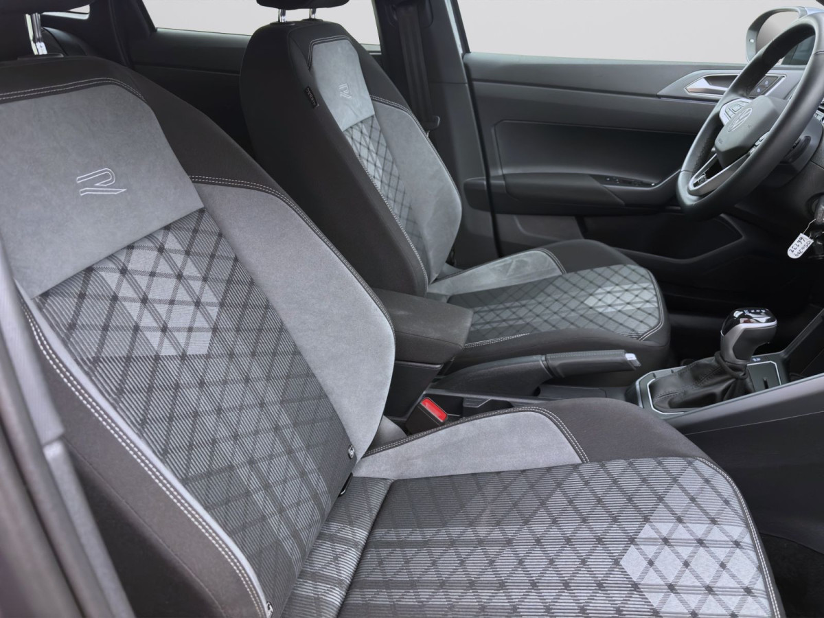 Thumb 15: Volkswagen Taigo 1.5 TSI DSG R-LINE AHK NAVI IQ.LIGHT KAMERA