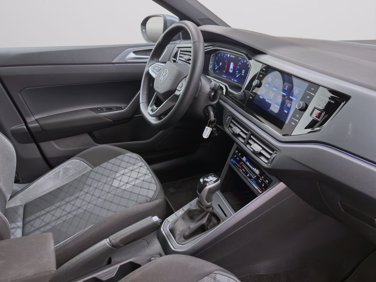 Thumb 16: Volkswagen Taigo 1.5 TSI DSG R-LINE AHK NAVI IQ.LIGHT KAMERA