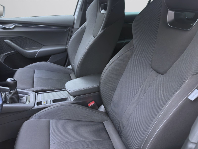 Bild 8: Škoda Octavia Combi 2.0 TDI SPORTLINE KLIMA SHZG PDC LED