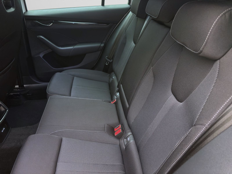 Bild 14: Škoda Octavia Combi 2.0 TDI SPORTLINE KLIMA SHZG PDC LED