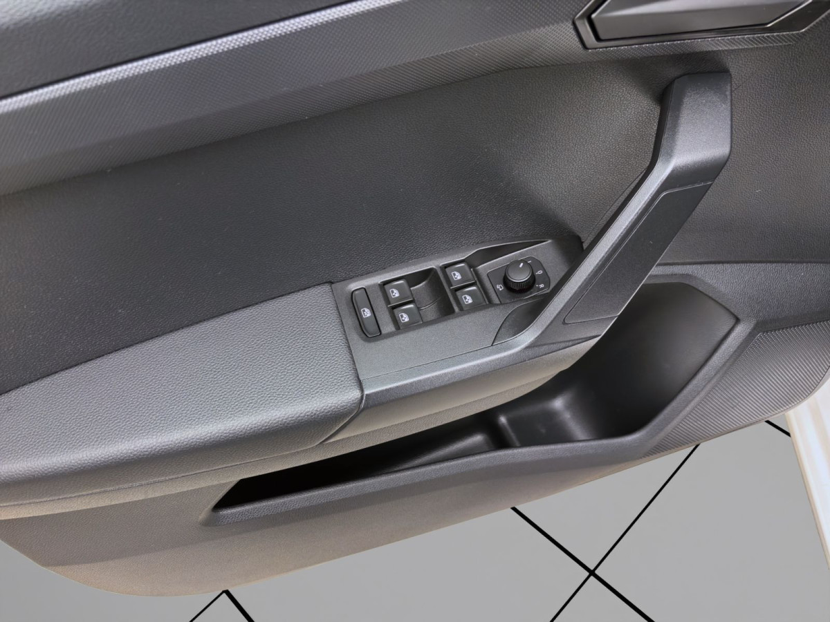 Thumb 9: Seat Ibiza 1.0 MPI REFERENCE PDC KLIMA SITZHZG LED