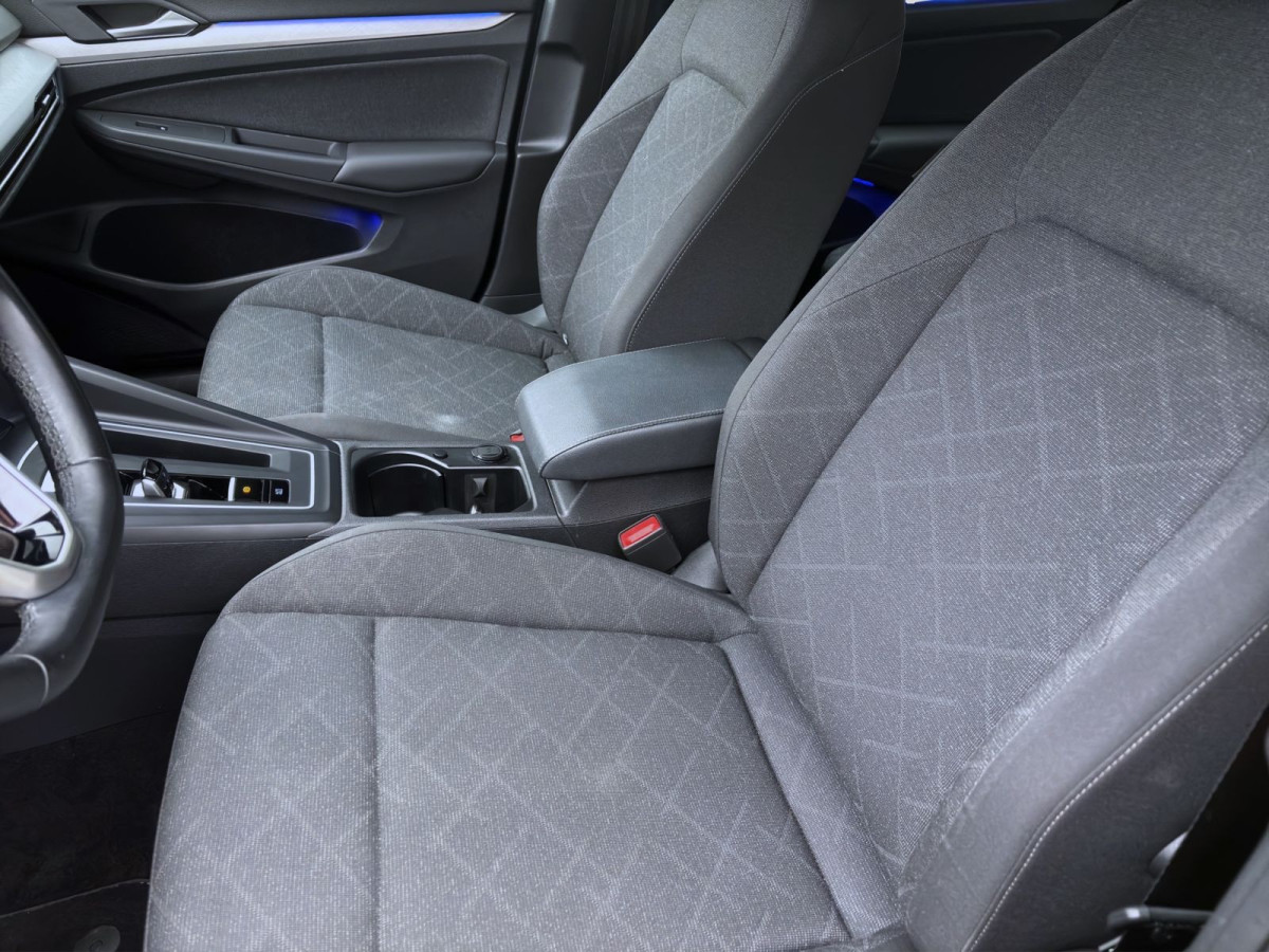 Thumb 8: Volkswagen Golf Variant 2.0 TDI DSG LIFE NAVI PDC SITZHZG KLIMA