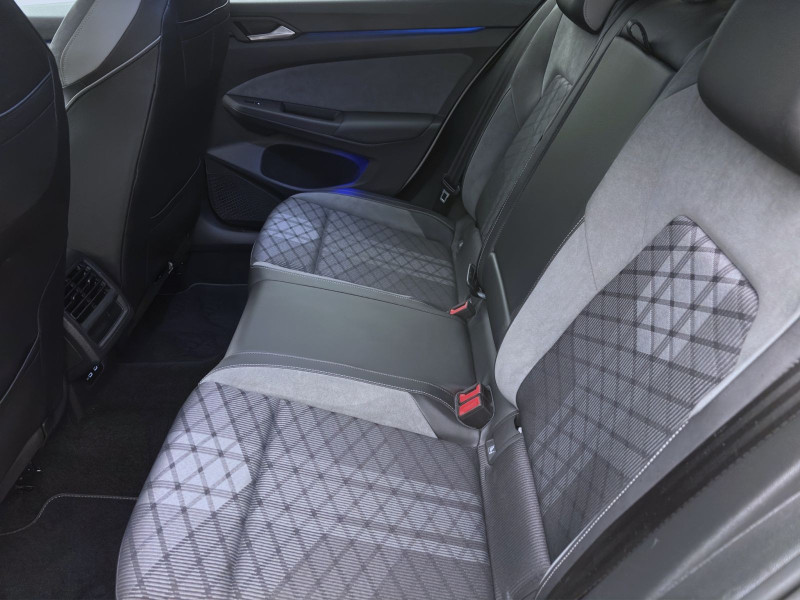 Bild 13: Volkswagen Golf Variant 1.5 eTSI DSG R-LINE KAMERA NAVI ACC SITZHZG