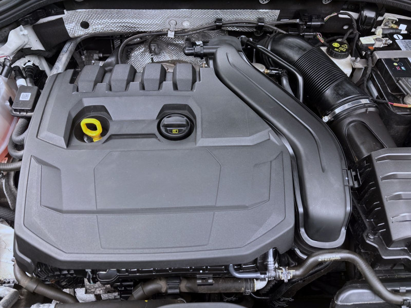 Bild 16: Volkswagen Golf Variant 1.5 eTSI DSG R-LINE KAMERA NAVI ACC SITZHZG