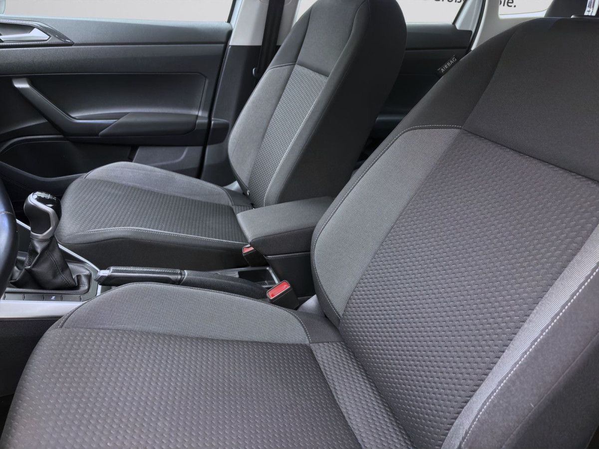 Thumb 8: Volkswagen Taigo 1.0 TSI LIFE PDC LED KLIMA DAB+