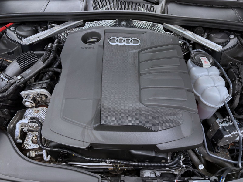 Bild 17: Audi A4 Avant 35 TDI S LINE STDHZG PANO MATRIX NAVI