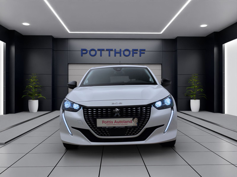 Bild 6: Peugeot 208 1.2 PureTech ALLURE PACK KAMERA PDC KLIMA SITZHZG DAB+