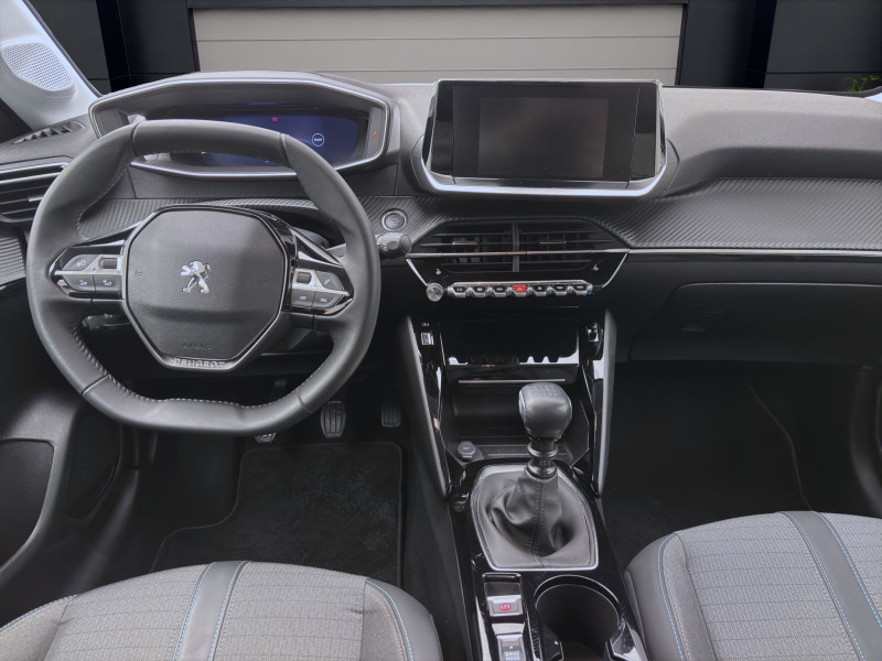 Bild 12: Peugeot 208 1.2 PureTech ALLURE PACK KAMERA PDC KLIMA SITZHZG DAB+