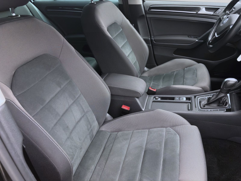 Bild 15: Volkswagen Golf Variant 1.5 TSI DSG HIGHLINE NAVI ACC LED SITZHZG