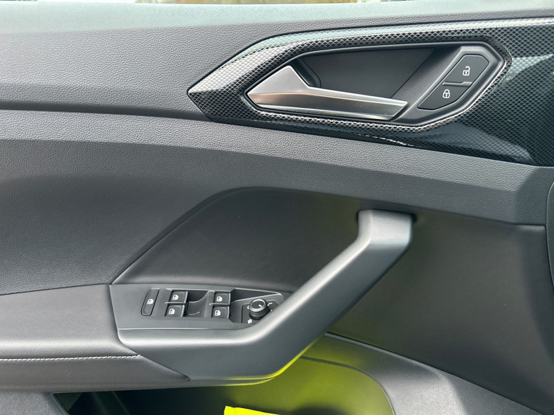 Volkswagen - T-Cross