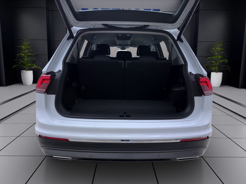 Bild 3: Volkswagen Tiguan Allspace 2.0 TDI DSG 4M HIGHLINE AHK NAVI ACC KAMERA