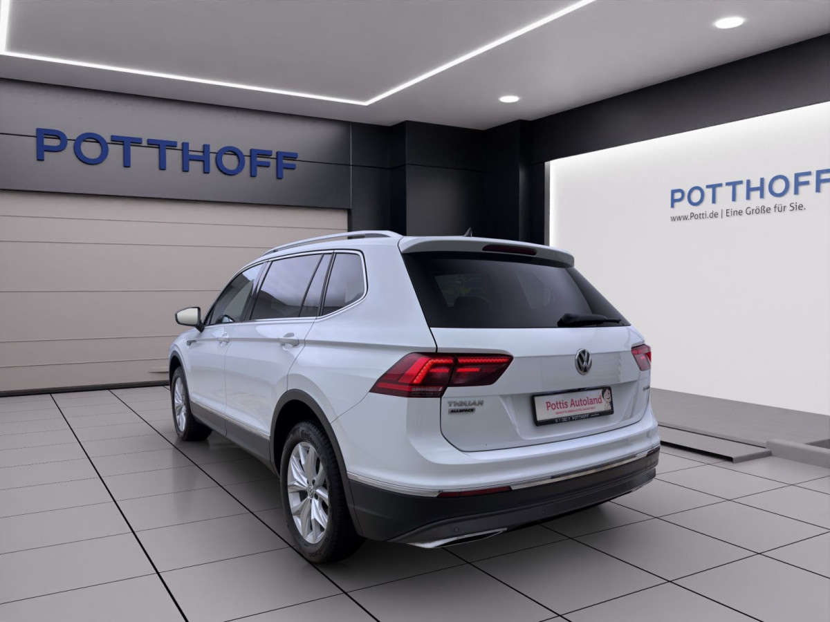 Thumb 1: Volkswagen Tiguan Allspace 2.0 TDI DSG 4M HIGHLINE AHK NAVI ACC KAMERA