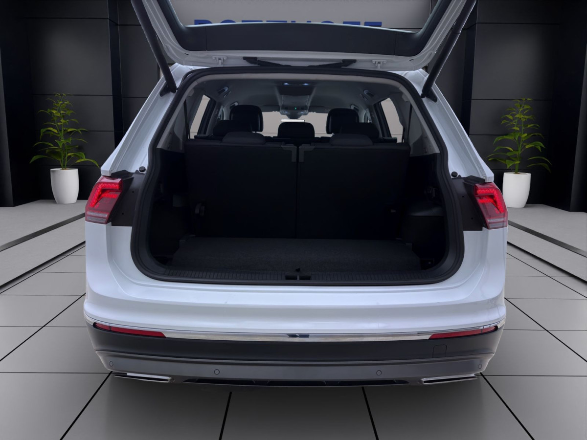 Thumb 3: Volkswagen Tiguan Allspace 2.0 TDI DSG 4M HIGHLINE AHK NAVI ACC KAMERA