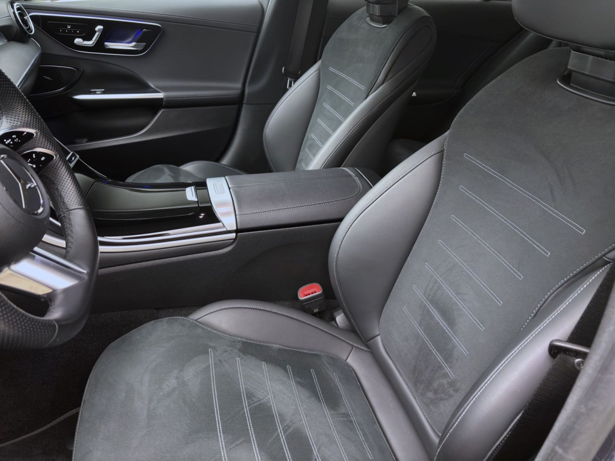 Thumb 8: Mercedes-Benz C 300 AMG-LINE NAVI KAMERA SITZHZG LM18 LED