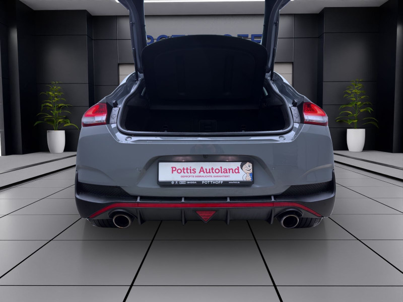 Bild 3: Hyundai i30 Fastback 2.0 TGDI N PERFORMANCE KAMERA SITZHZG PDC KLIMA