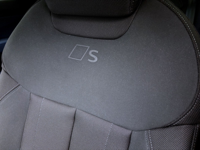 Bild 17: Audi Q3 SUV e-hybrid S LINE AHK HUD SONOS WR18