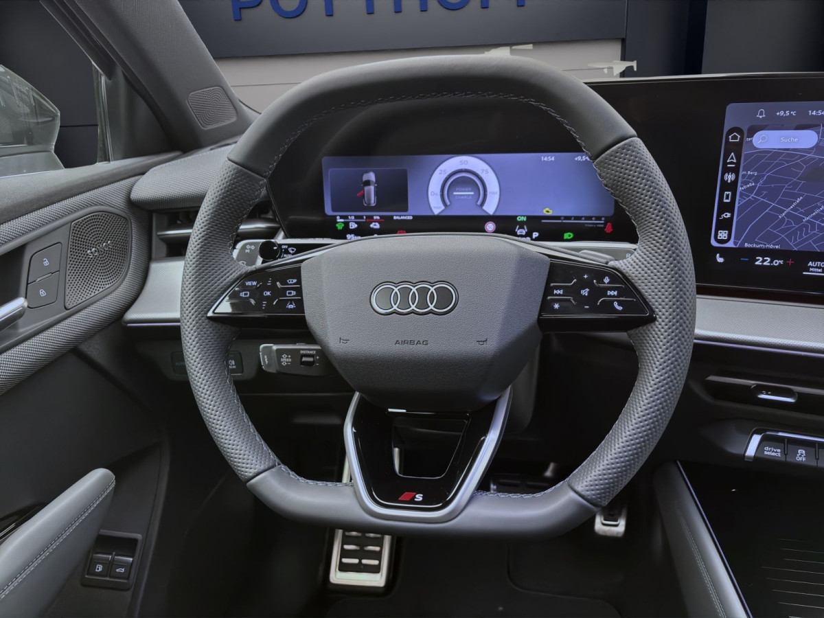 Thumb 10: Audi Q3 SUV e-hybrid S LINE AHK HUD SONOS WR18