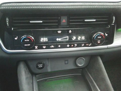 Ansicht 18 - Gebrauchtwagen Fahrzeug, Modell Qashqai der Marke Nissan von Verkäufer Autohaus am Westbahnhof GmbH