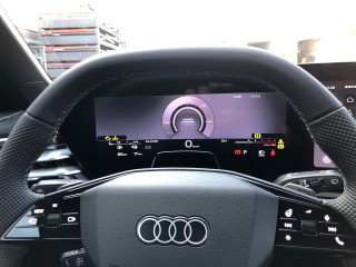 Fahrzeugbild eines Audi A5 Avant in grau.