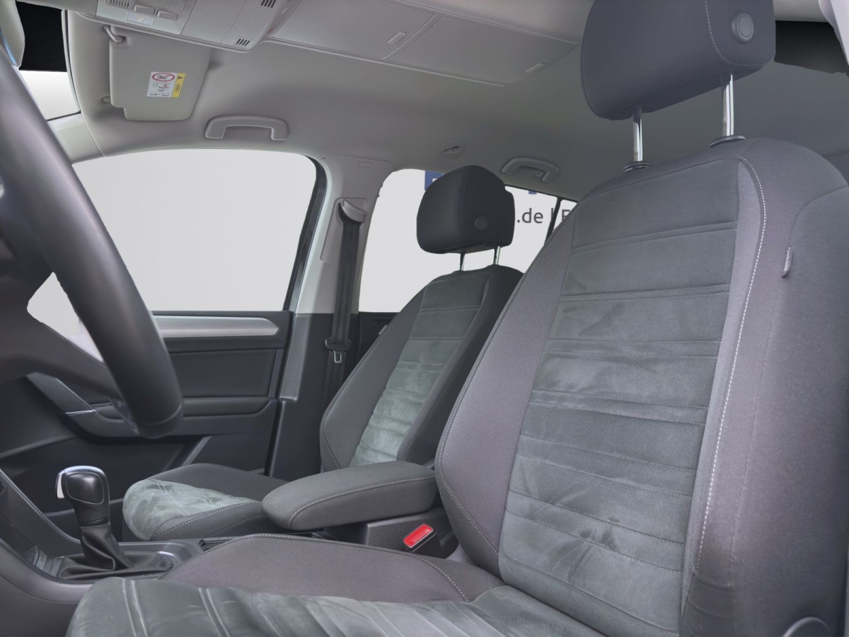 Thumb 8: Volkswagen Touran 2.0 TDI DSG COMFORTLINE AHK IQ.LIGHT NAVI KAMERA