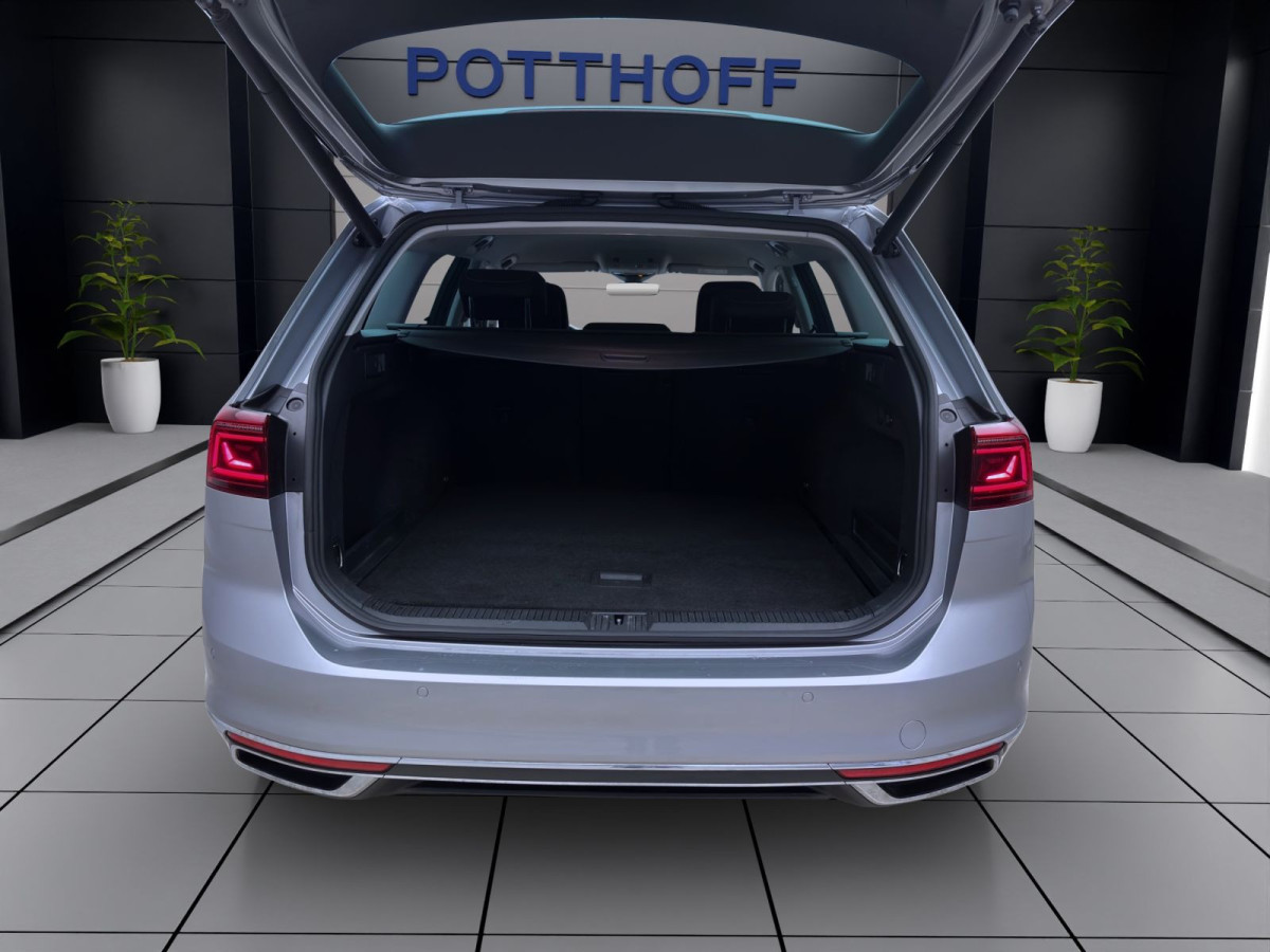 Thumb 3: Volkswagen Passat Variant 2.0 TDI DSG ELEGANCE AHK KAMERA NAVI IQ.LIGHT