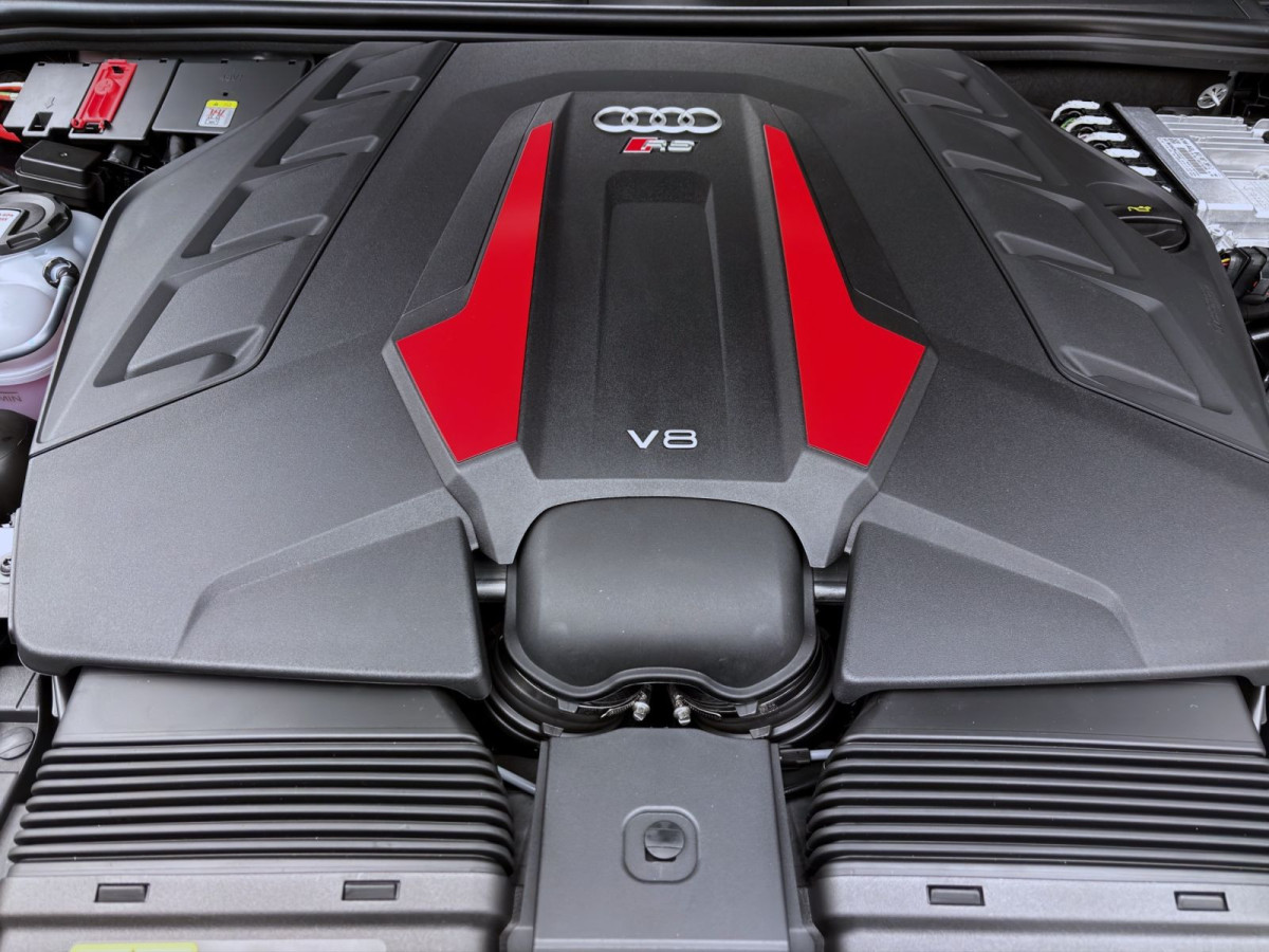 Thumb 17: Audi RS Q8 SUV PERFORMANCE AHK B&O LM23 PANO HUD WR23