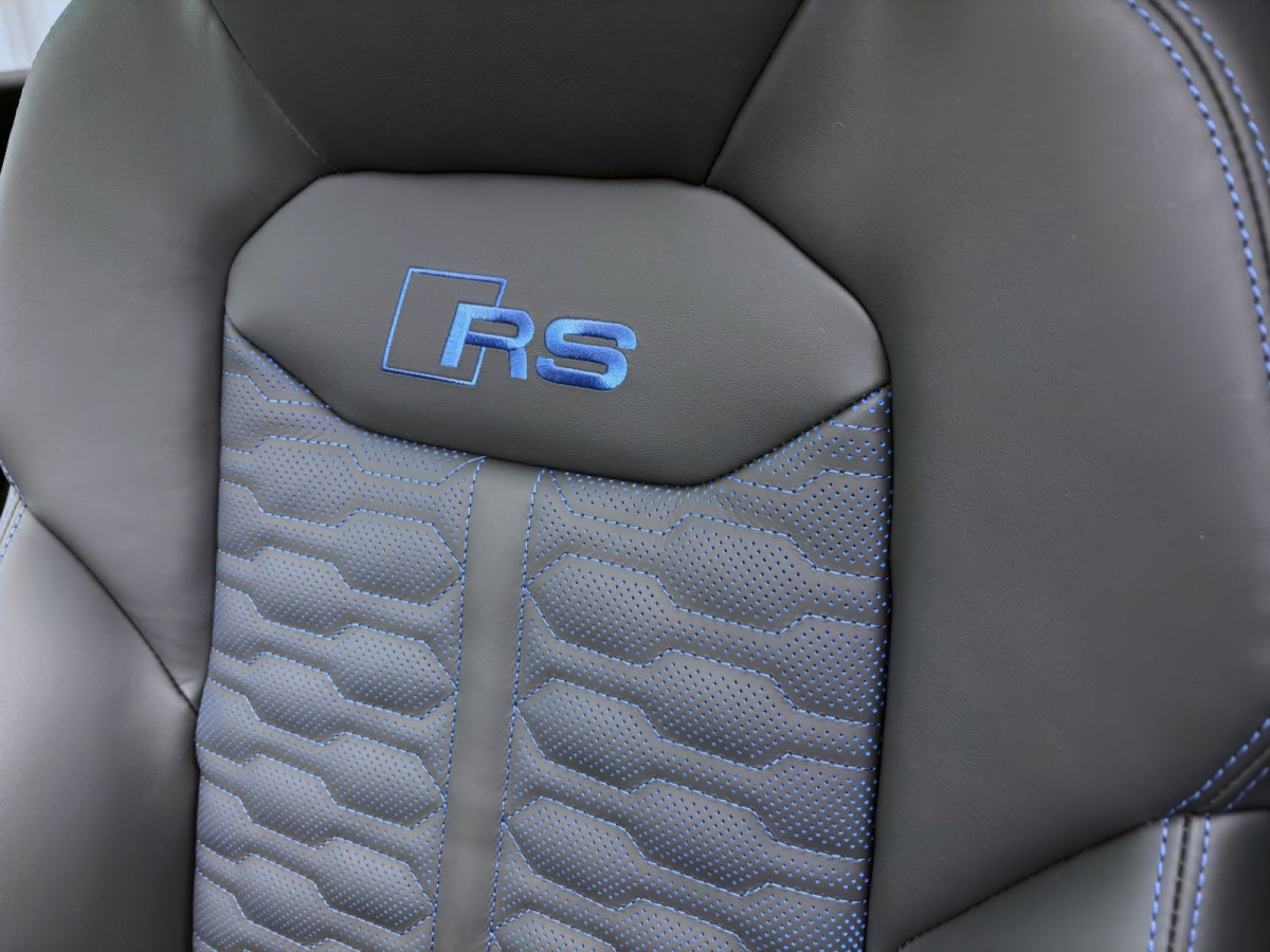 Thumb 19: Audi RS Q8 SUV PERFORMANCE AHK B&O LM23 PANO HUD WR23