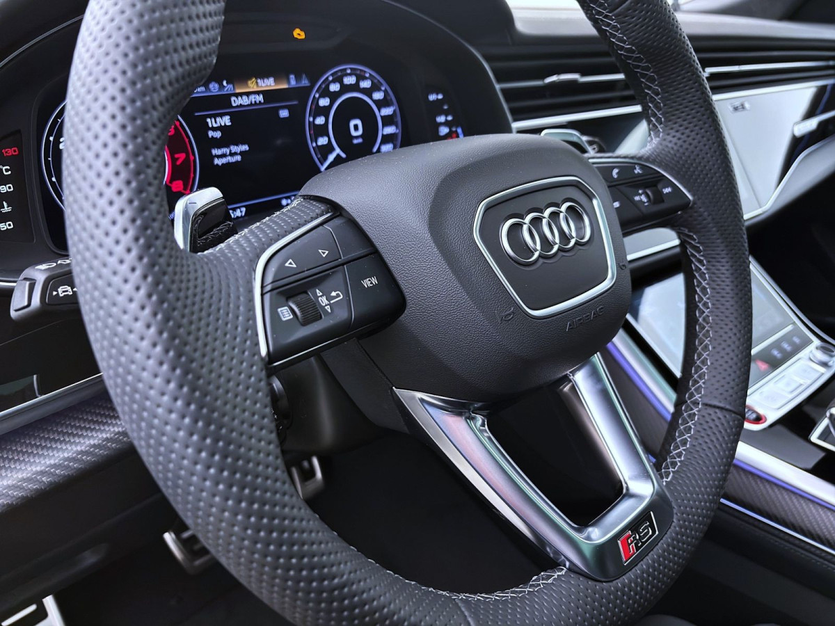 Thumb 18: Audi RS Q8 SUV PERFORMANCE AHK B&O LM23 PANO HUD WR23