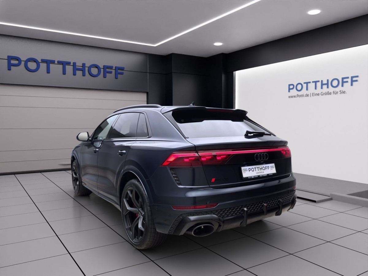 Thumb 1: Audi RS Q8 SUV PERFORMANCE AHK B&O LM23 PANO HUD WR23
