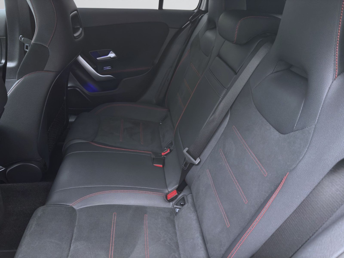 Thumb 14: Mercedes-Benz A 250 AMG LINE KAMERA NAVI SITZHZG KLIMA