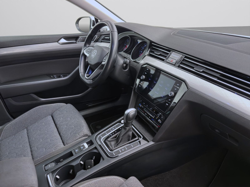 Bild 16: Volkswagen Passat Variant 2.0 TDI DSG BUSINESS NAVI KAMERA PDC LED