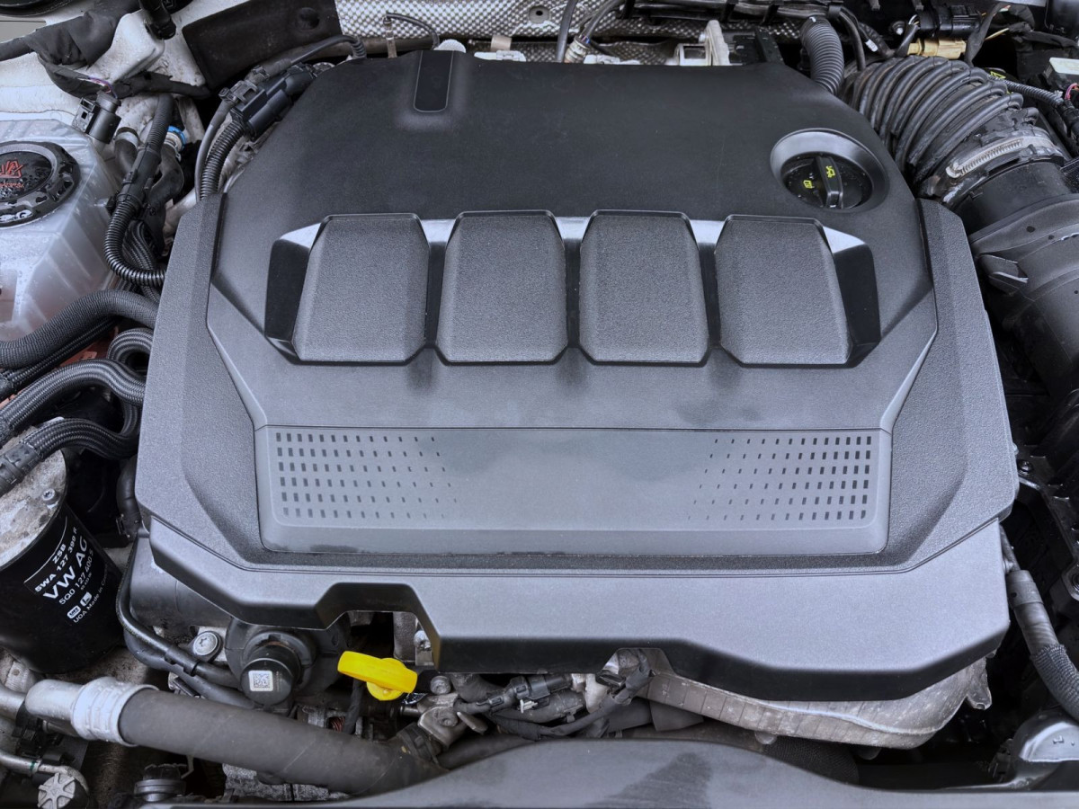 Thumb 17: Volkswagen Passat Variant 2.0 TDI DSG BUSINESS NAVI KAMERA PDC LED