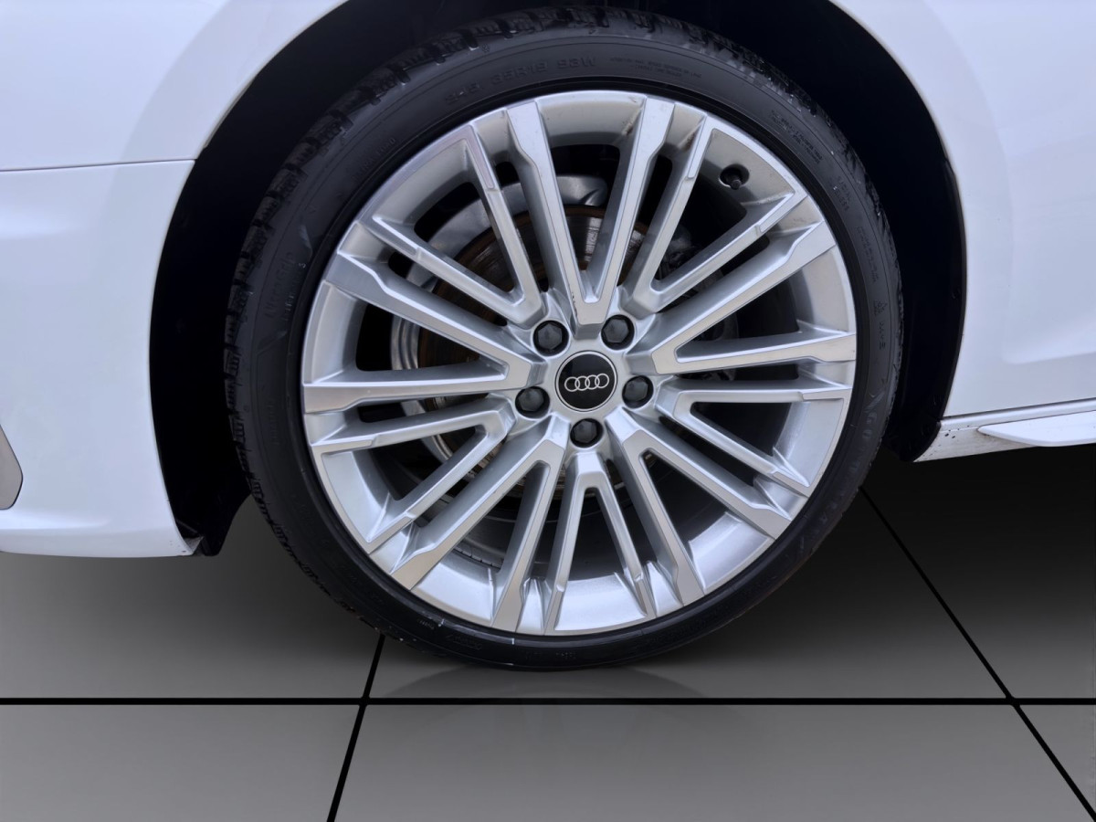 Thumb 7: Audi A4 Avant 35 TDI S LINE PANO AHK NAVI KAMERA