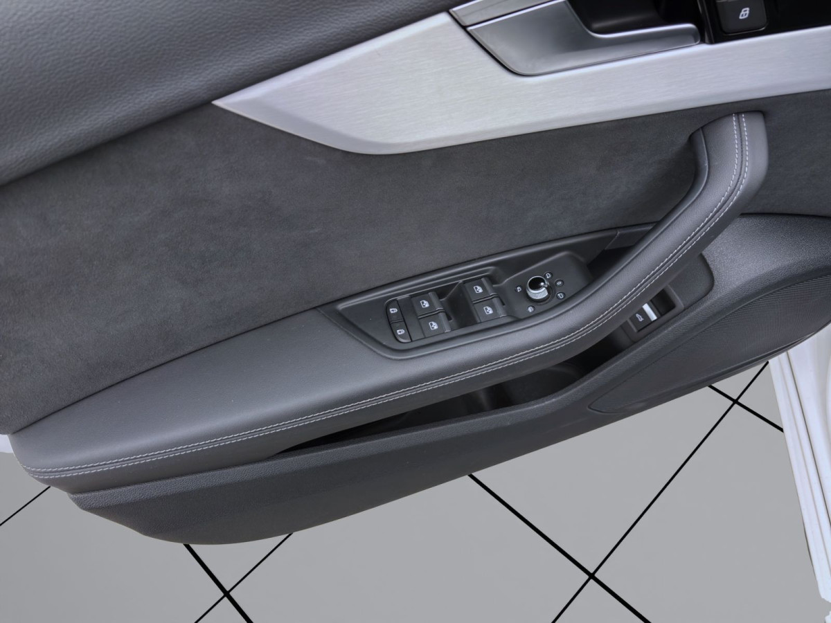 Thumb 9: Audi A4 Avant 35 TDI S LINE PANO AHK NAVI KAMERA