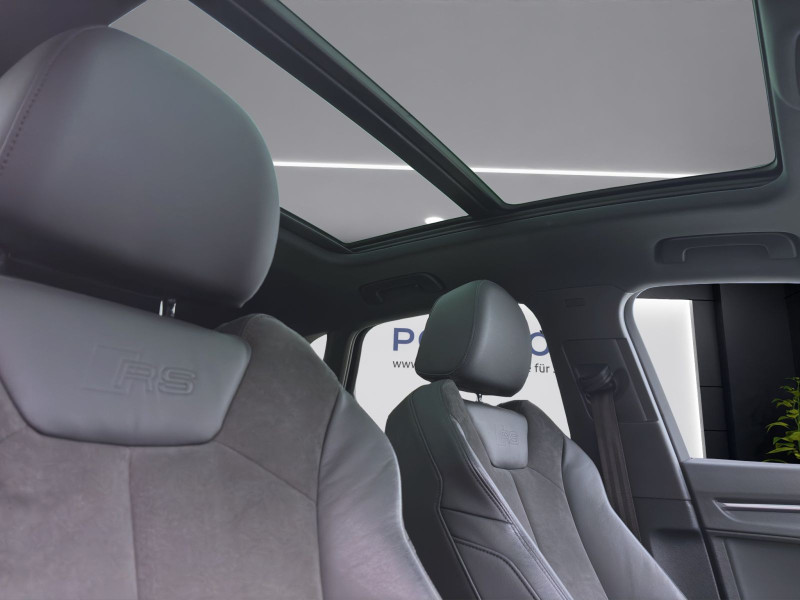Bild 16: Audi RSQ3 Q PANO MATRIX SITZHZG VIRTUAL