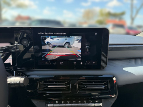 Ansicht 9 - Gebrauchtwagen Fahrzeug, Modell Micra der Marke Nissan von Verkäufer Autohaus Wegener Berlin GmbH - Filiale Britz