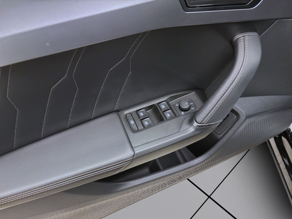 Thumb 9: Cupra Formentor 1.5 TSI DSG NAVI LED SITZHZG BEATS