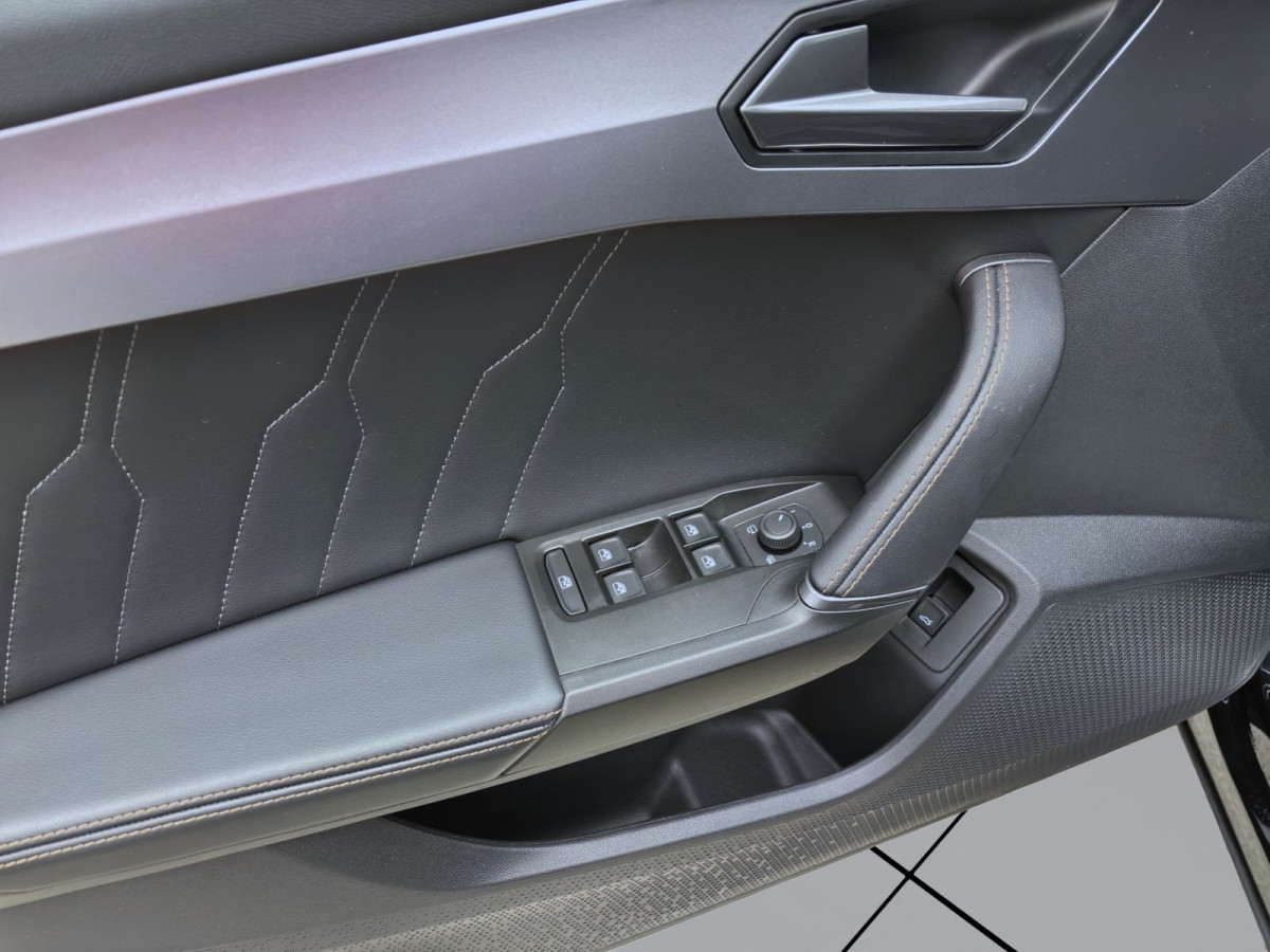 Thumb 9: Cupra Formentor 1.5 TSI DSG NAVI LED SITZHZG BEATS