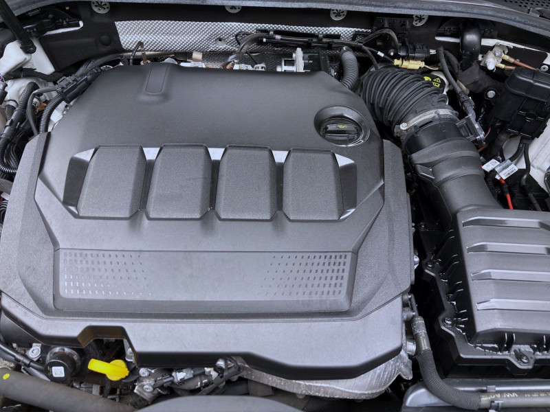 Bild 17: Volkswagen Passat Variant 2.0 TDI DSG ELEGANCE PANO STDHZG AHK NAVI