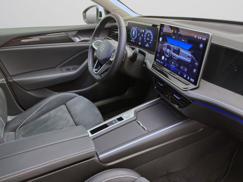 Bild 16: Volkswagen Passat Variant 1.5 TSI eHybrid DSG BUSINESS AHK KAMERA NAVI PDC