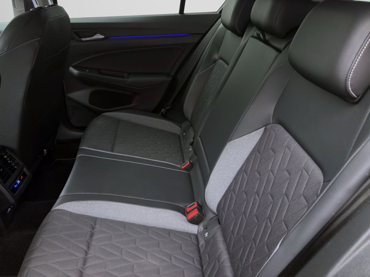 Thumb 14: Volkswagen Golf 1.5 TSI GOAL AHK SITZHZG PDC KLIMA