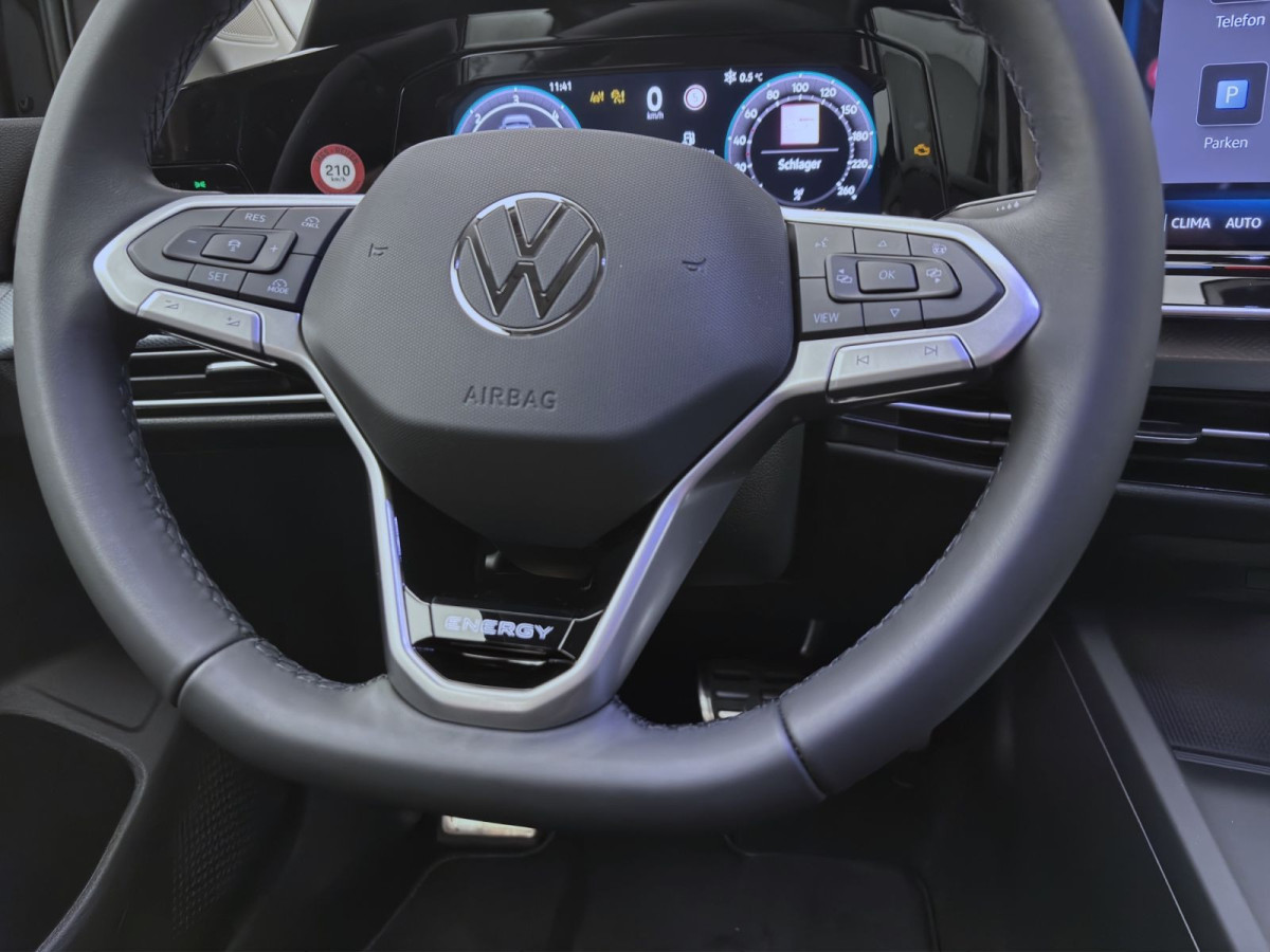 Thumb 11: Volkswagen Golf Variant 2.0 TDI DSG LIFE PDC NAVI KLIMA SHZG