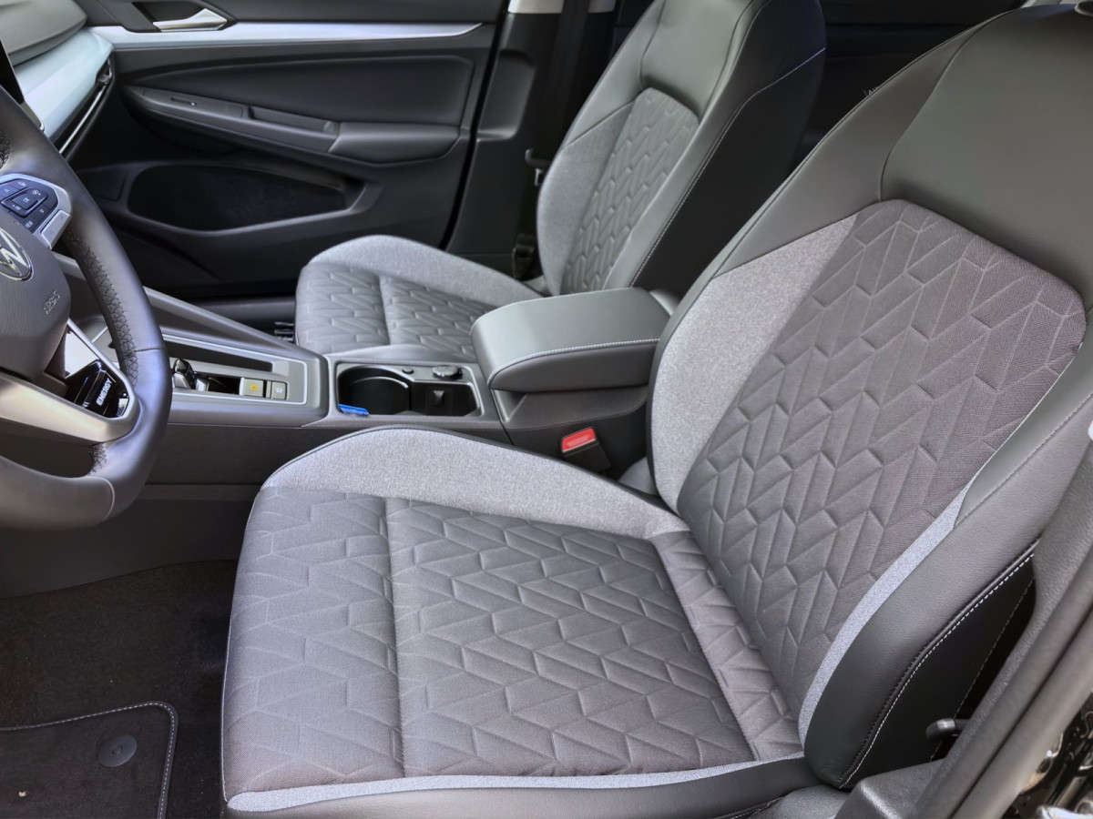 Thumb 8: Volkswagen Golf Variant 2.0 TDI DSG LIFE NAVI PDC SHZG KLIMA