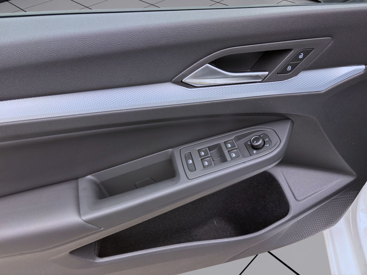 Thumb 9: Volkswagen Golf Variant 2.0 TDI DSG LIFE NAVI KLIMA PDC SHZG LED