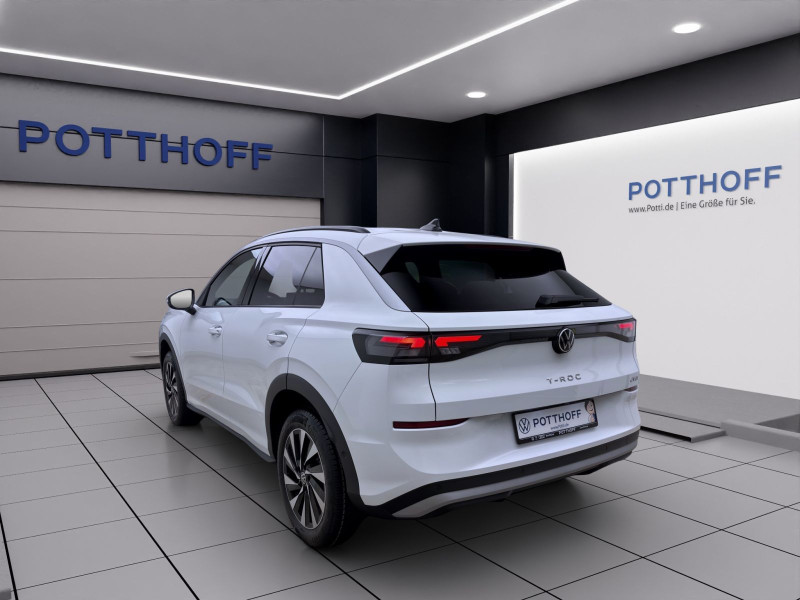 Bild 1: Volkswagen T-Roc 1.5 eTSI DSG LIFE AHK KAMERA PDC ACC