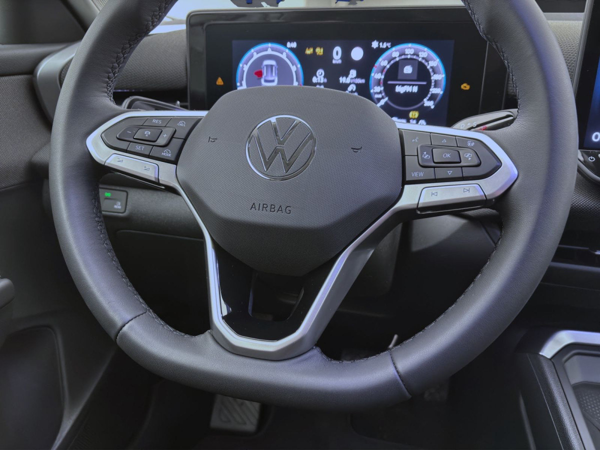 Thumb 11: Volkswagen T-Roc 1.5 eTSI DSG LIFE AHK KAMERA PDC ACC